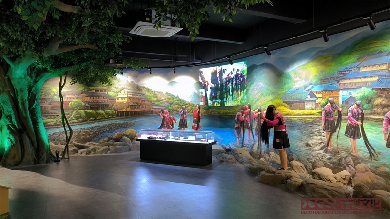 展覽館設計中如何創造出具有地域特色的展示環境？