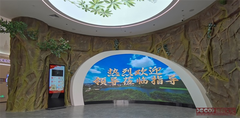如何進行博物館裝修的定期評估與更新？